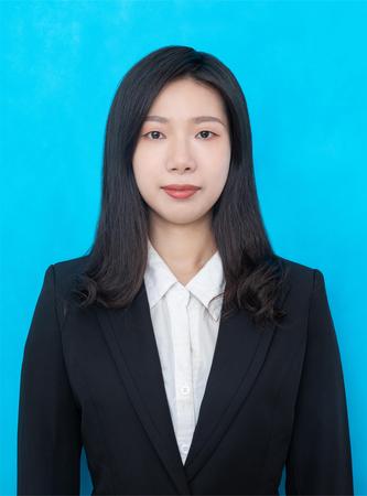 黄雅倩.jpg